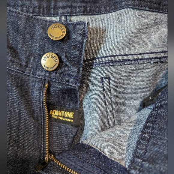 Smart Set Insider Premium Denim Bell Bottom Jeans - Picture 5 of 8